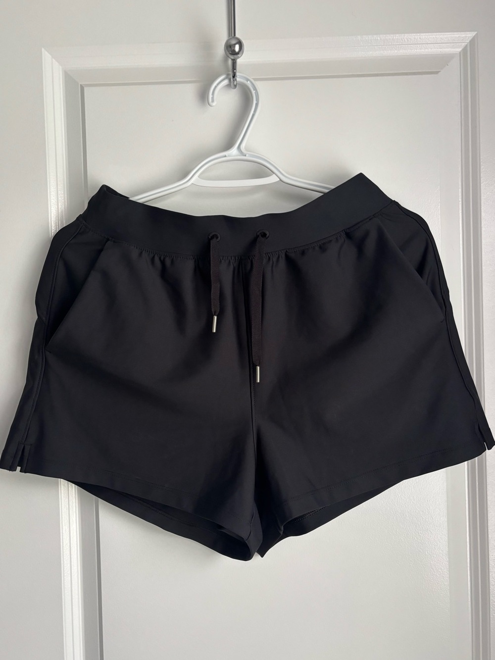 Women's Old Navy Black Drawstring Active Shorts